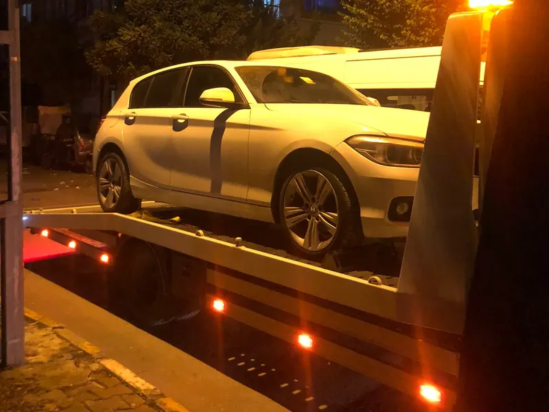 Akü takviyesi ve gece yol yardım hizmeti